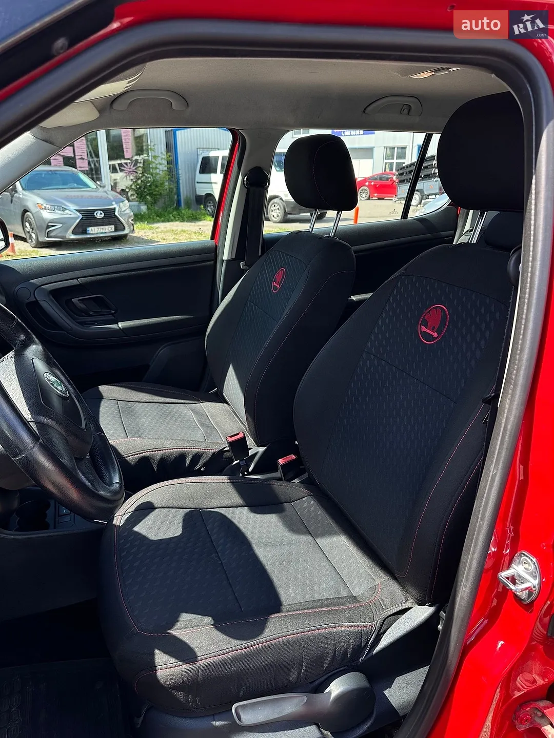 2012 Skoda Fabia - мініатюра 9