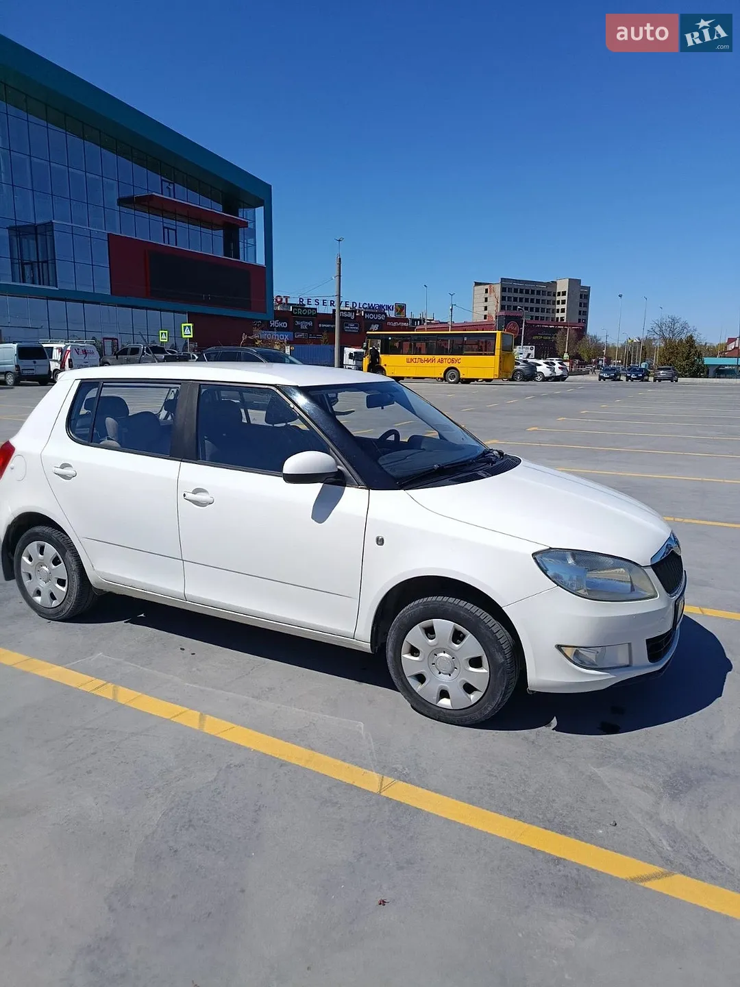 2011 Skoda Fabia - мініатюра 5
