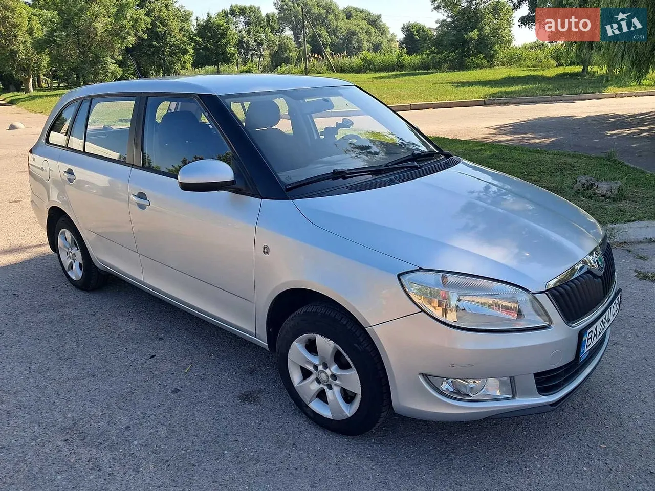 2011 Skoda Fabia - мініатюра 12