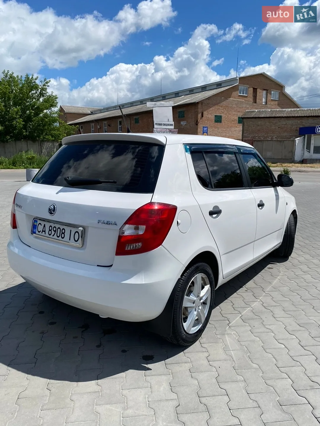 2014 Skoda Fabia - мініатюра 4