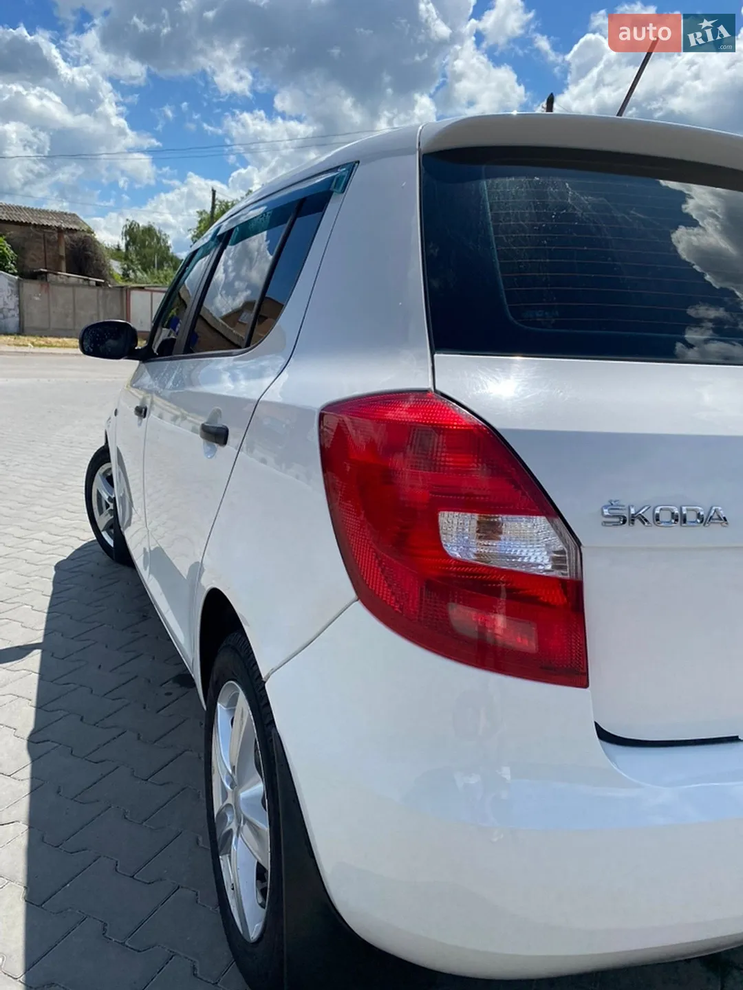 2014 Skoda Fabia - мініатюра 10