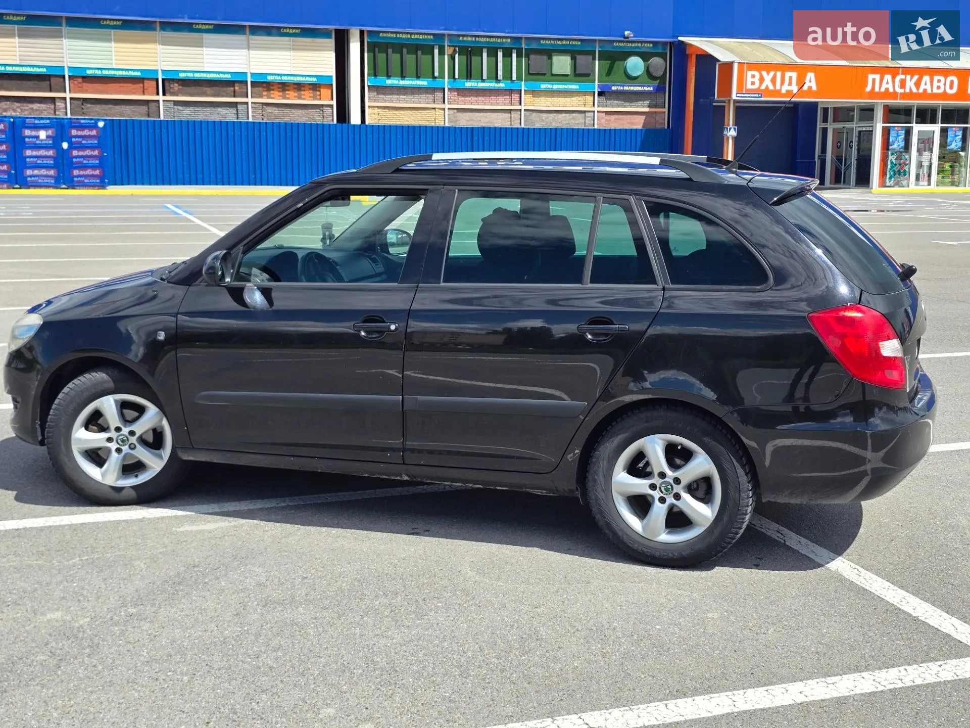 2010 Skoda Fabia - мініатюра 4