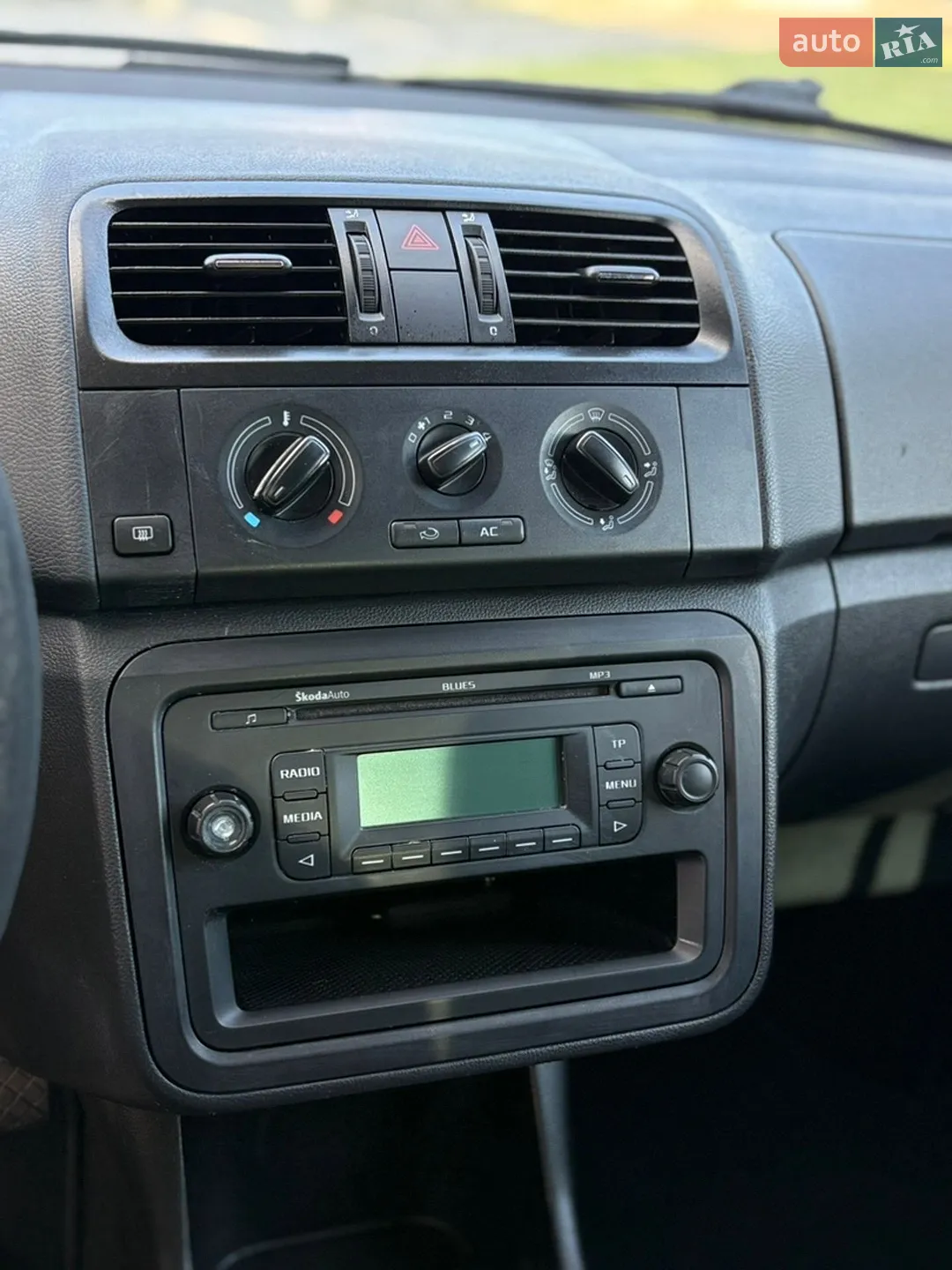 2013 Skoda Fabia - мініатюра 9