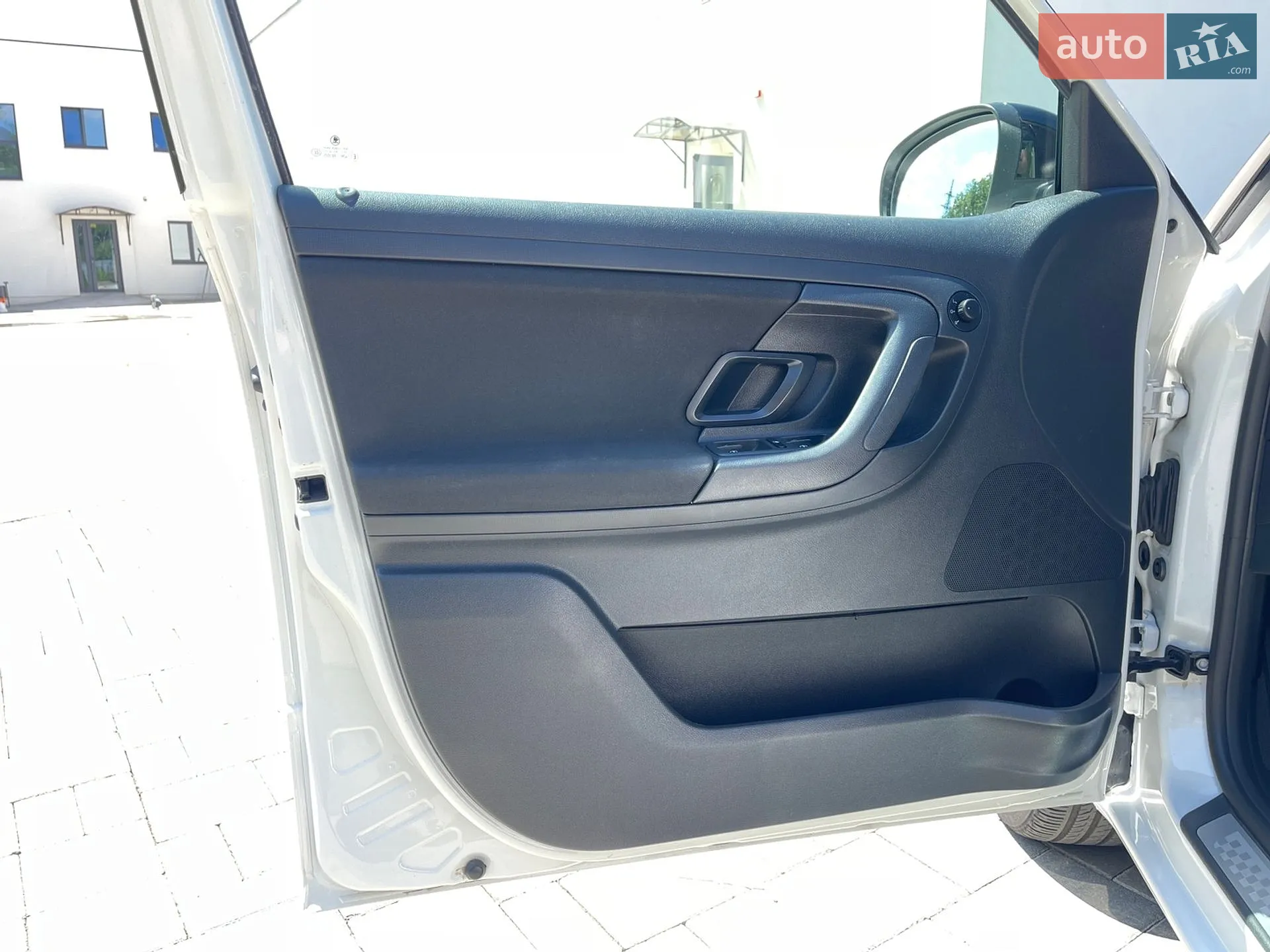 2012 Skoda Fabia - мініатюра 20