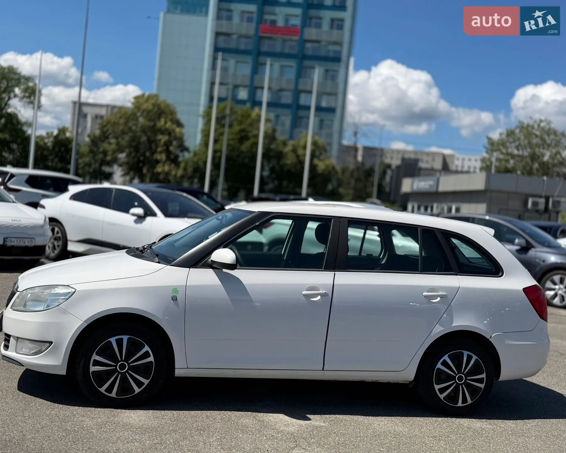 2012 Skoda Fabia - мініатюра 5