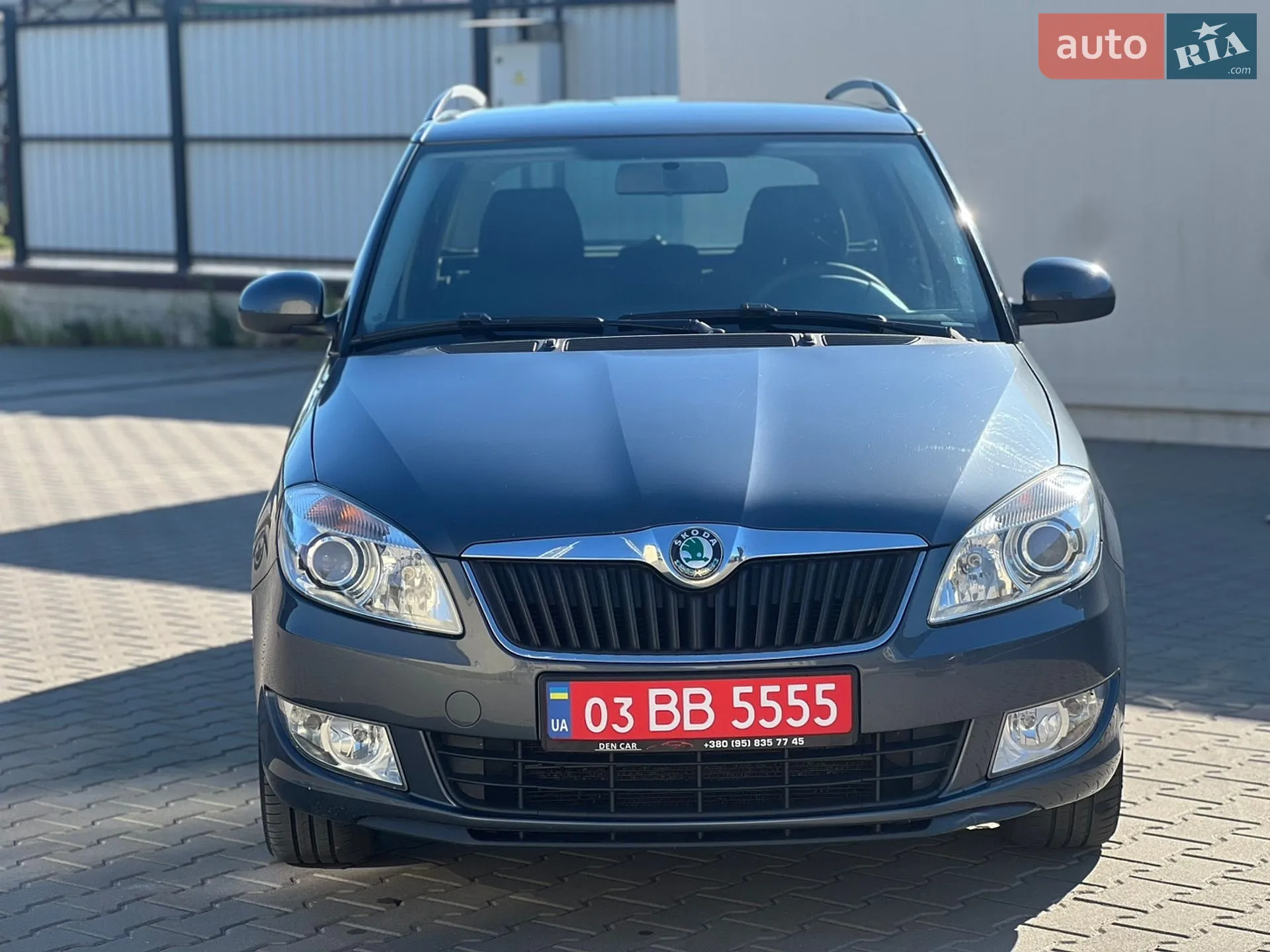 2011 Skoda Fabia - фото 1