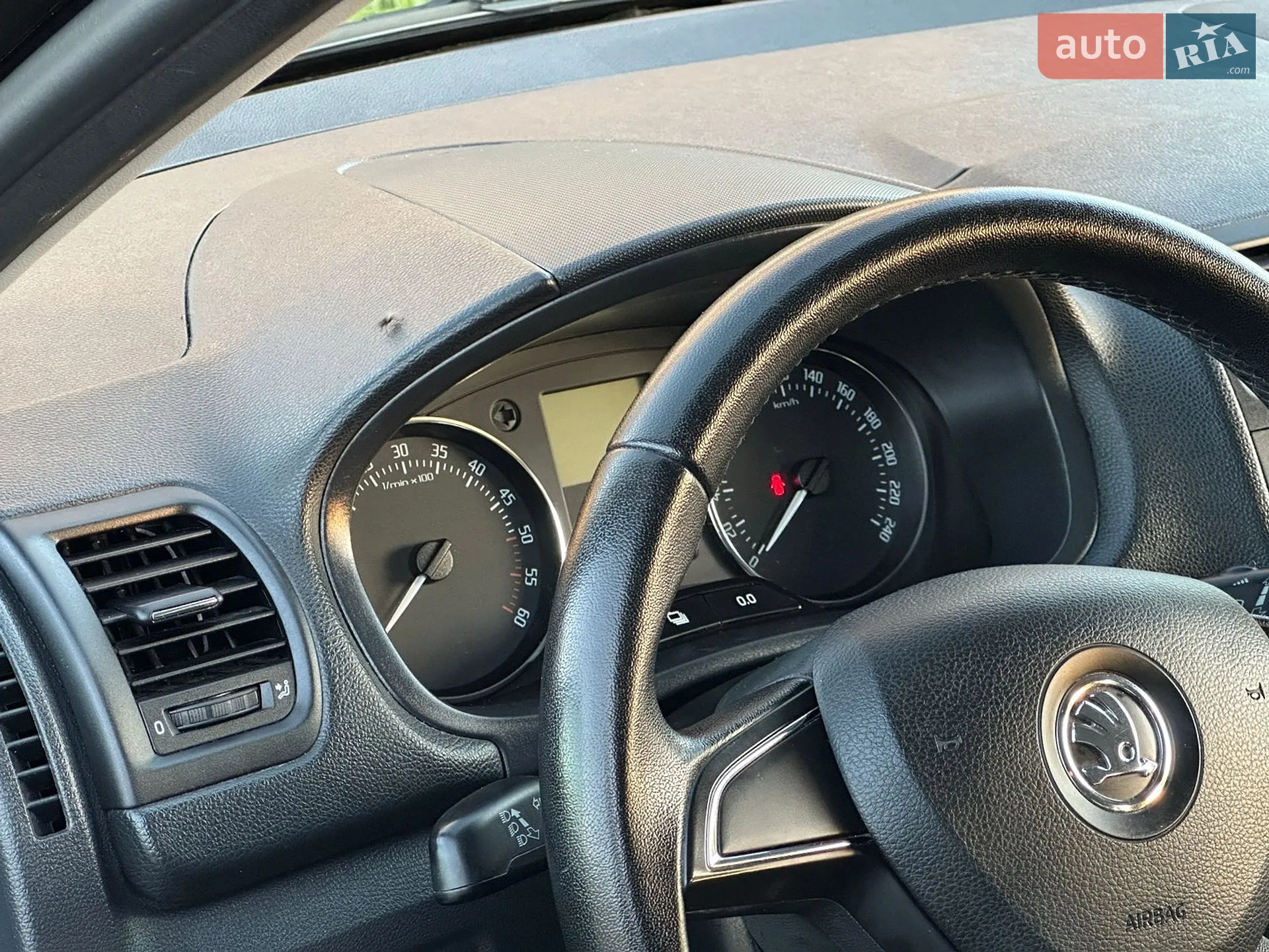 2014 Skoda Fabia - мініатюра 26