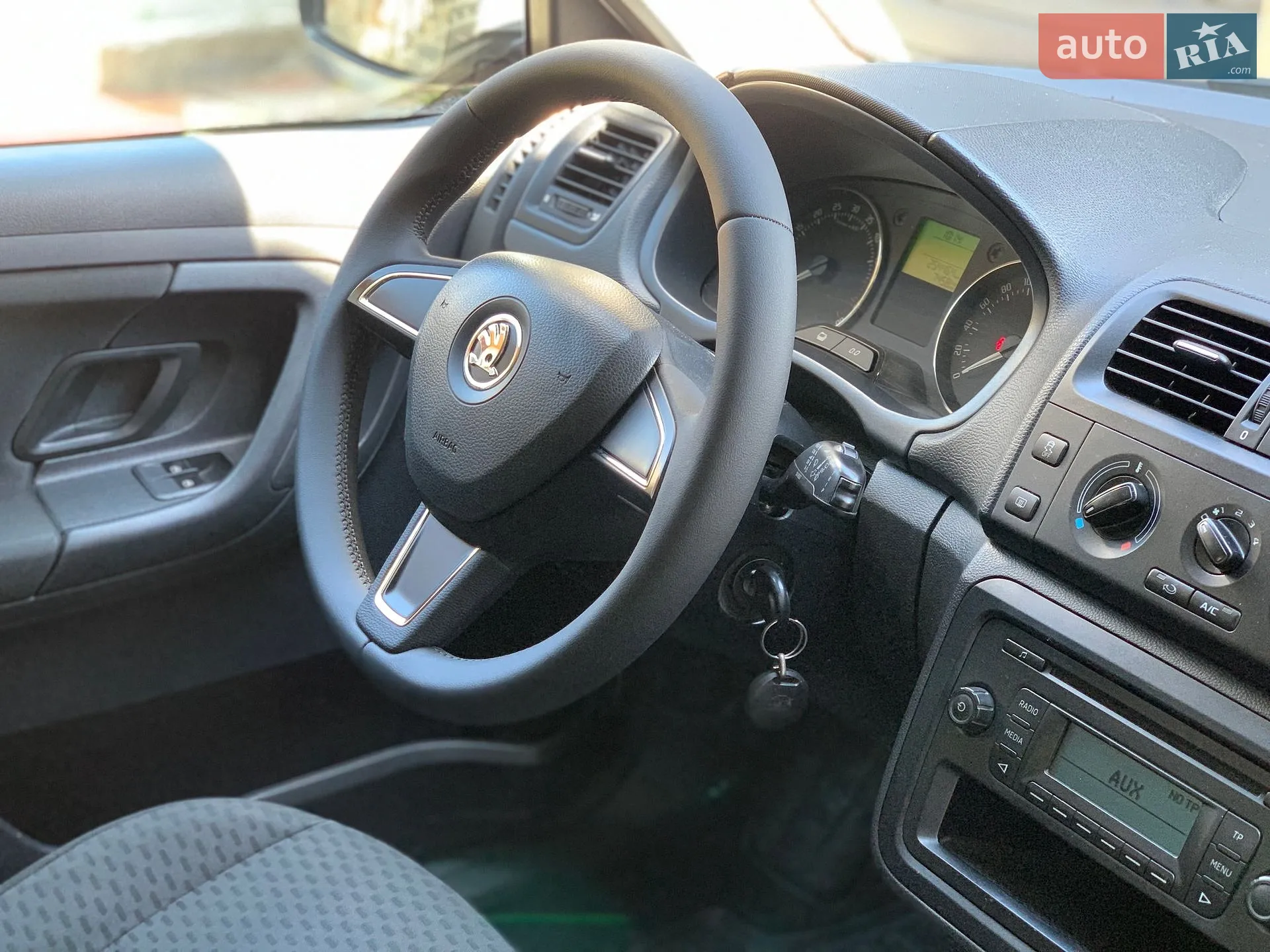 2014 Skoda Fabia - мініатюра 9
