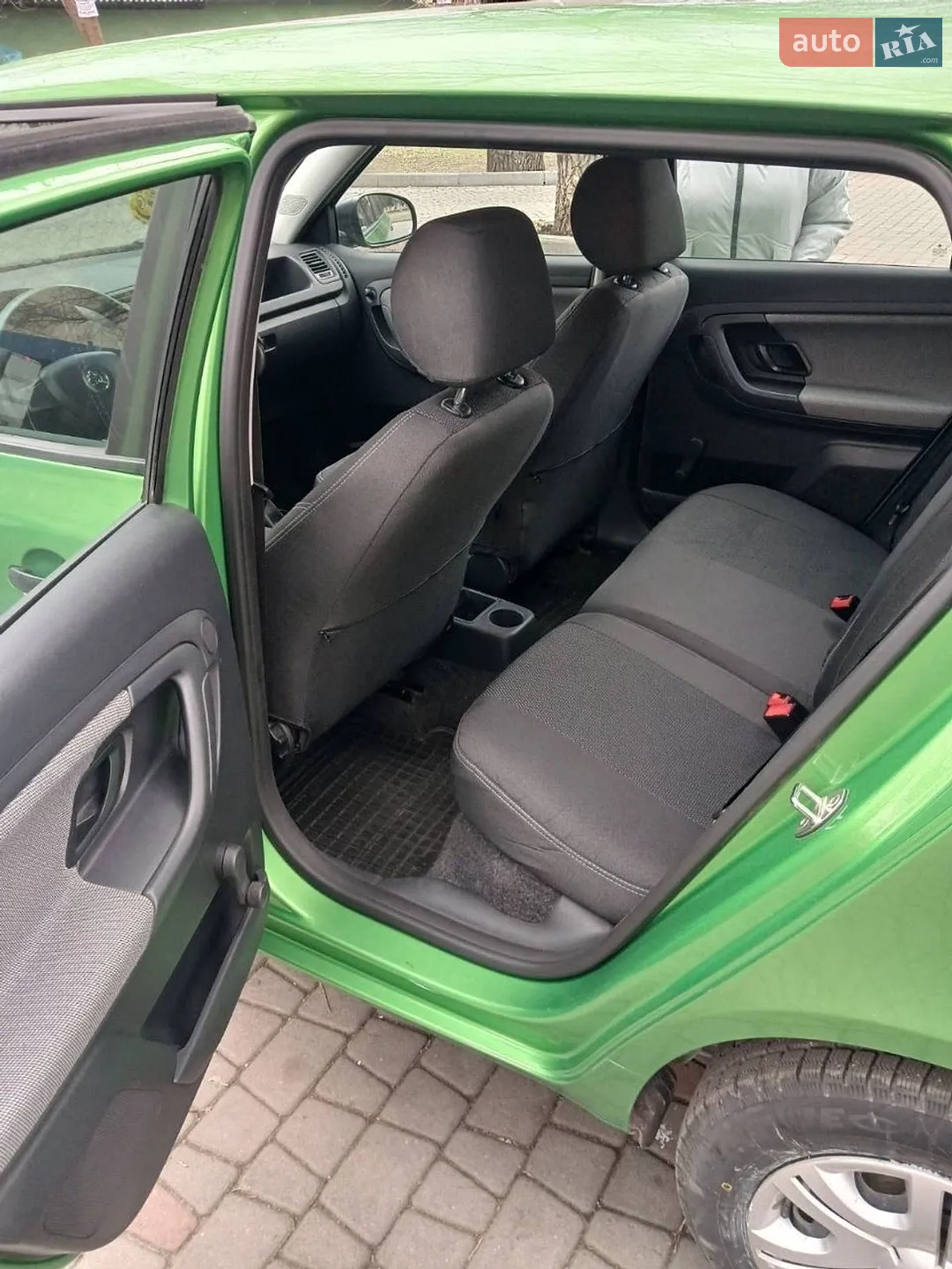 2014 Skoda Fabia - мініатюра 6