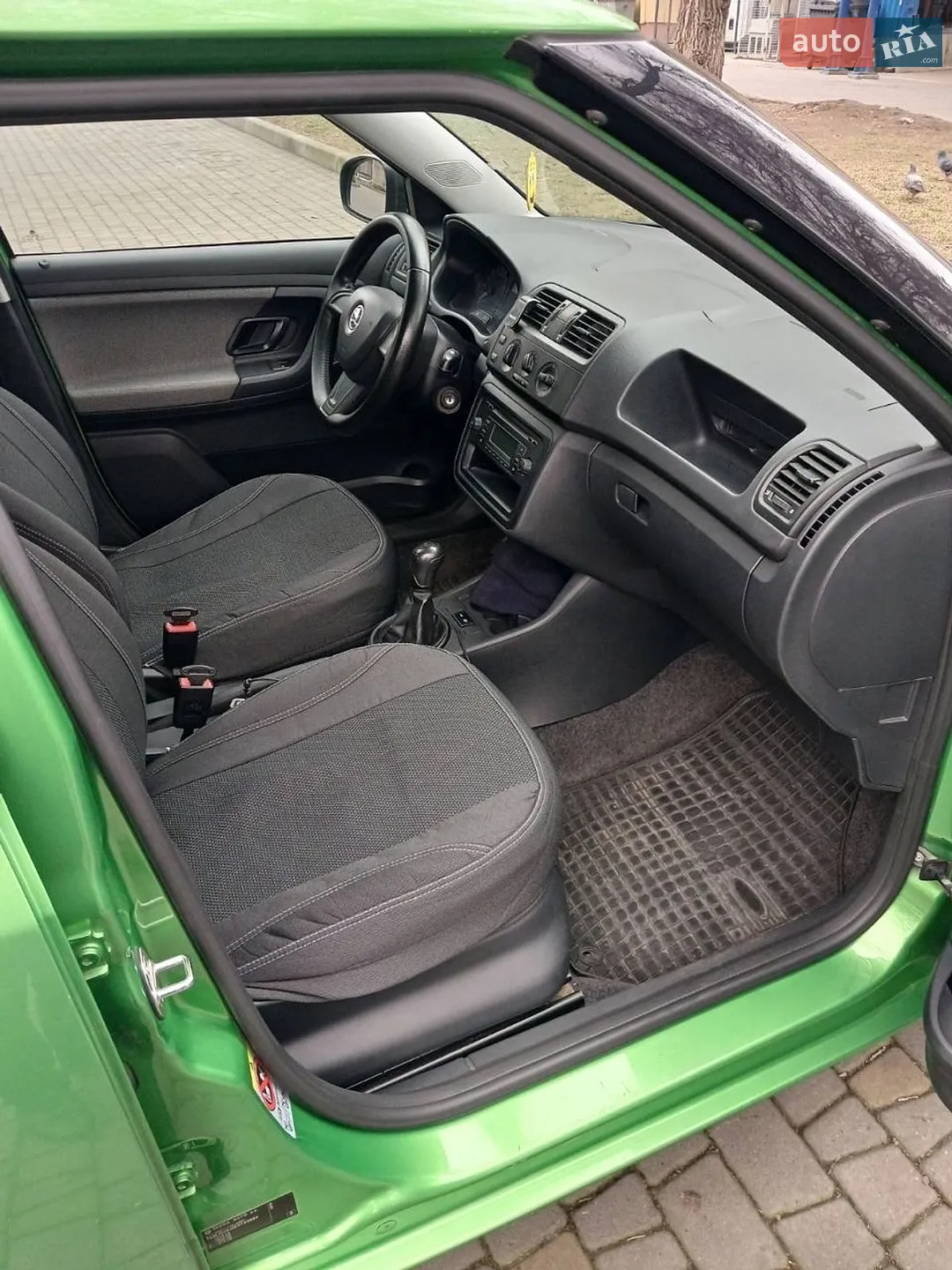 2014 Skoda Fabia - мініатюра 9