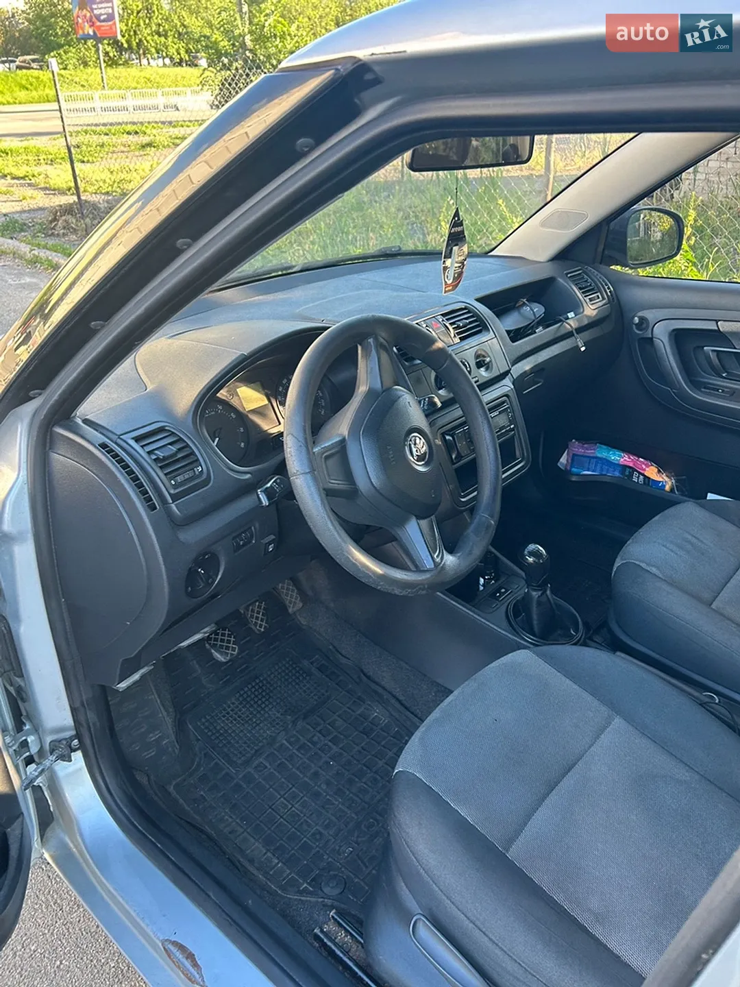 2013 Skoda Fabia - мініатюра 10