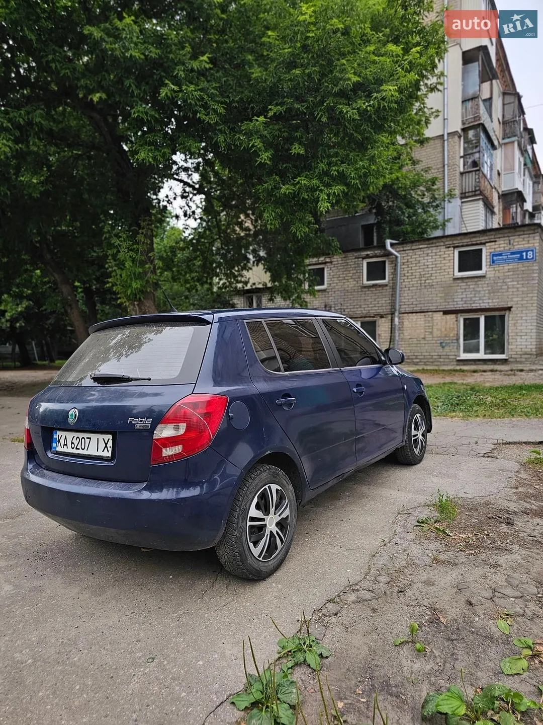 2010 Skoda Fabia - мініатюра 5