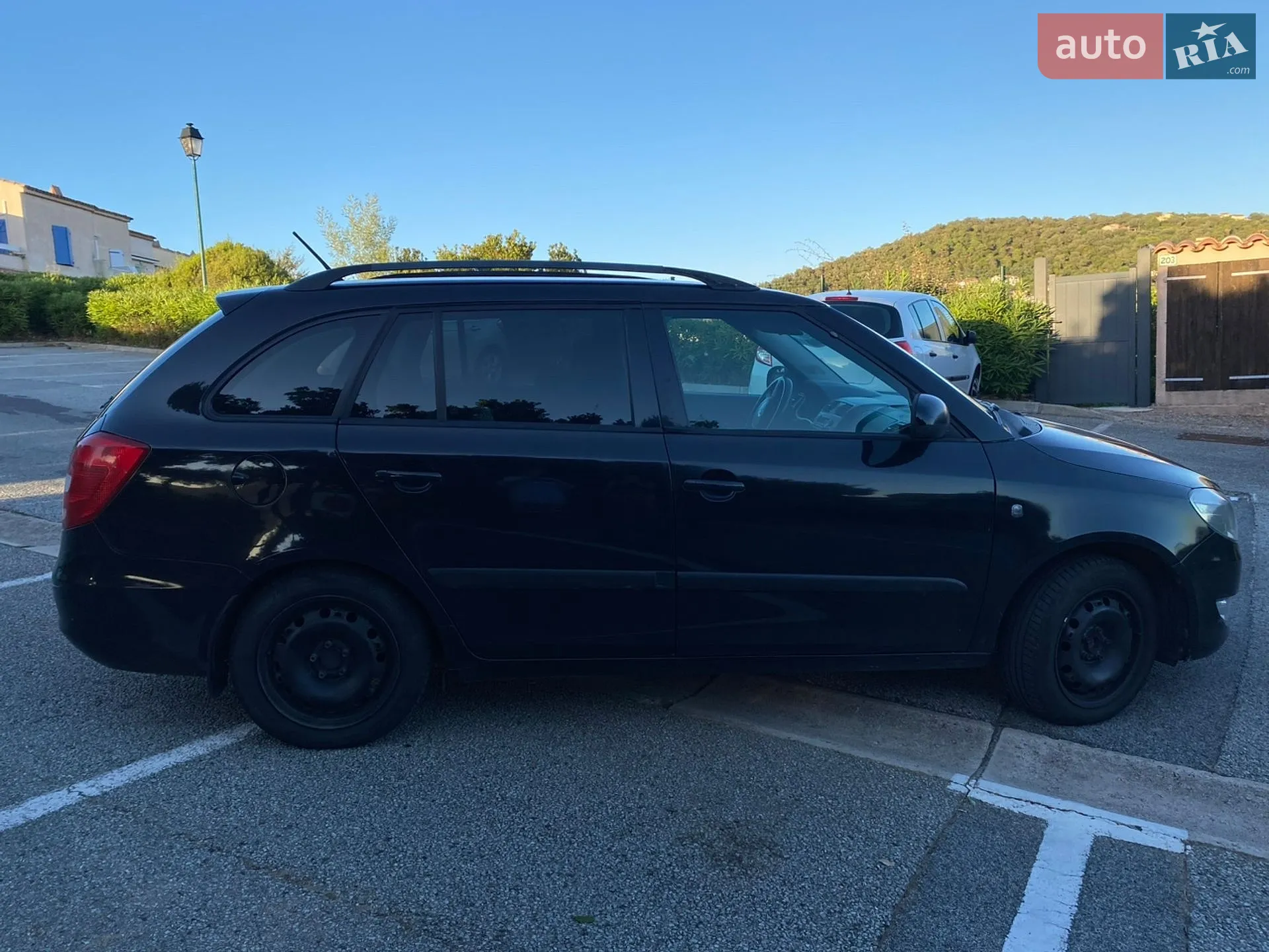 2012 Skoda Fabia - мініатюра 2