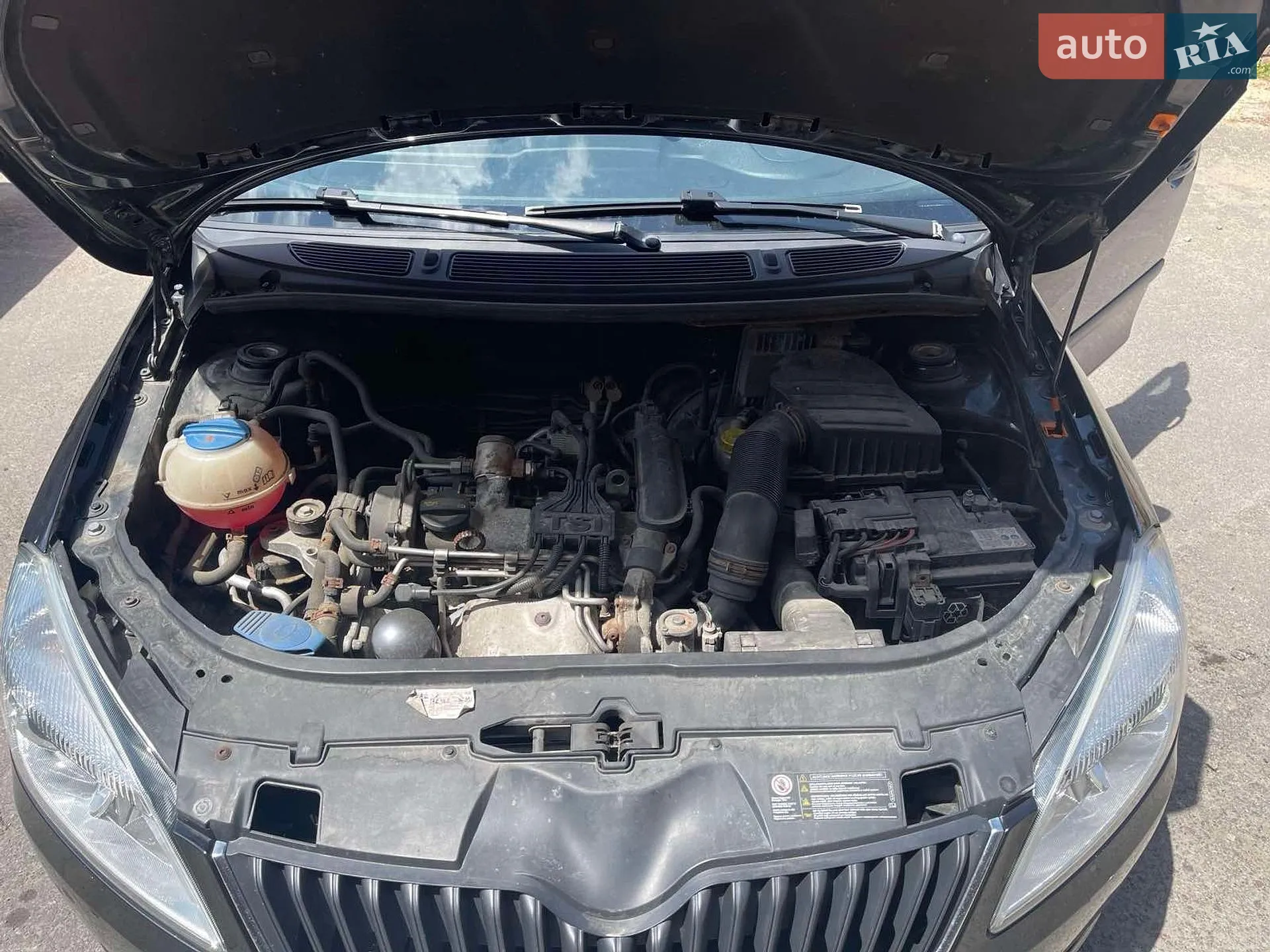 2011 Skoda Fabia - мініатюра 10