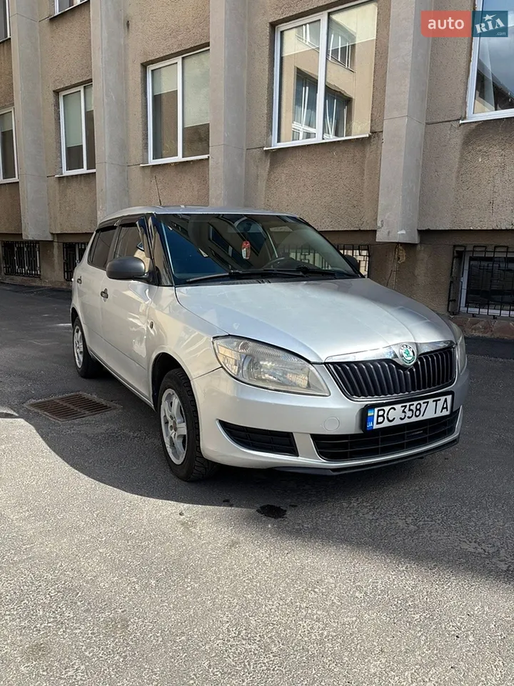 2010 Skoda Fabia - мініатюра 33