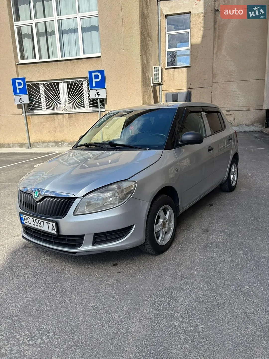 2010 Skoda Fabia - мініатюра 6