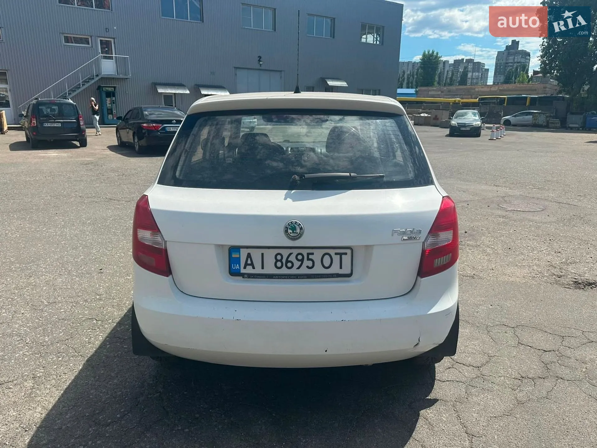 2010 Skoda Fabia - мініатюра 6