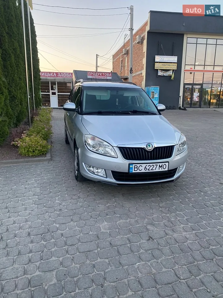 2010 Skoda Fabia - мініатюра 18