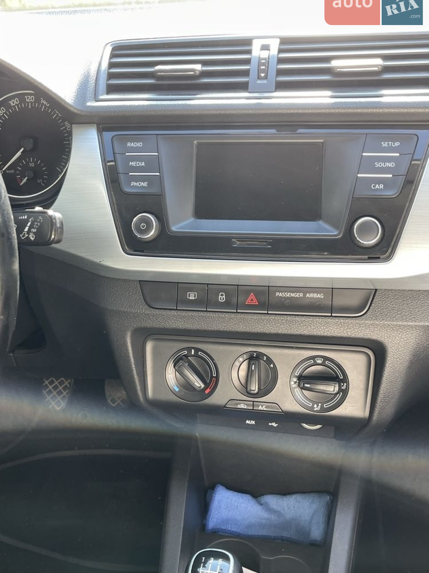 Skoda Fabia 2017 VIN TMBJB6NJ2JZ101900 фото оголошення 10 з 11