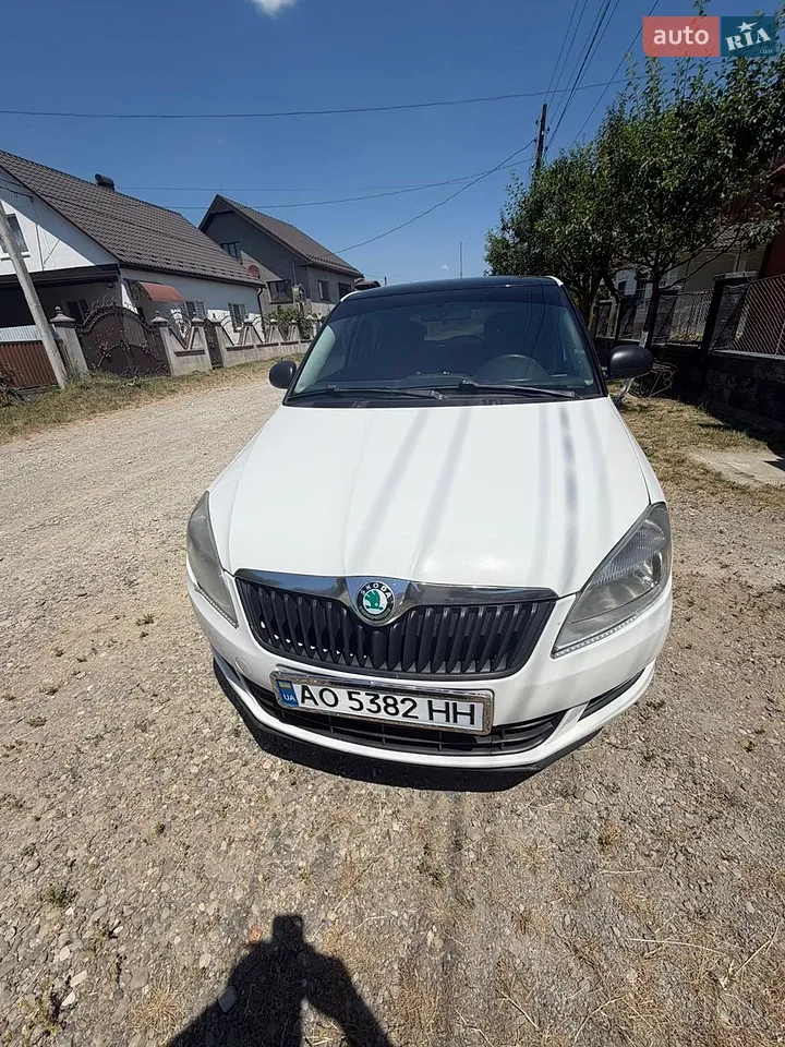 2010 Skoda Fabia - мініатюра 16