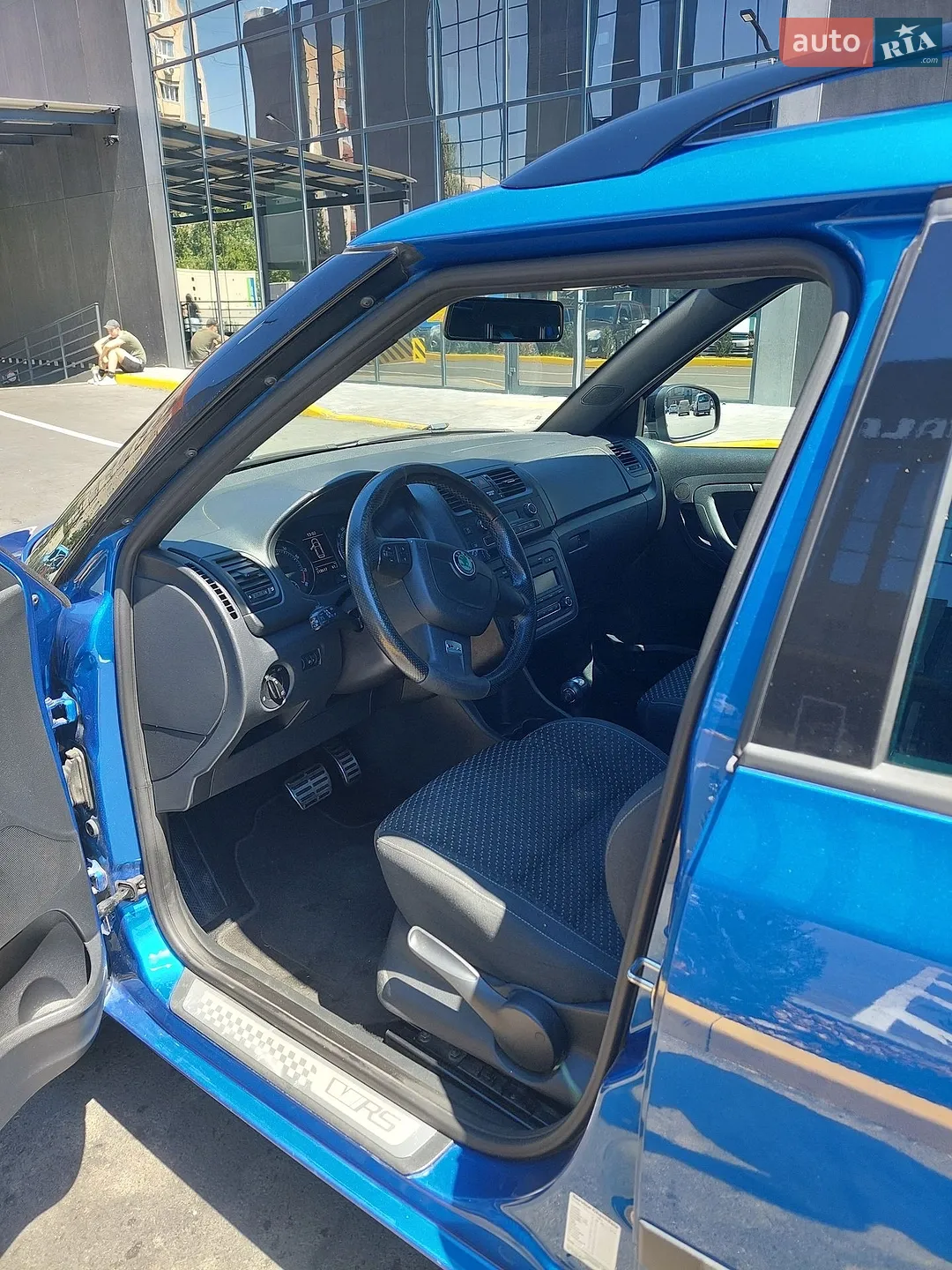2011 Skoda Fabia - мініатюра 14
