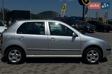Хэтчбек Skoda Fabia 2006 в Мукачево