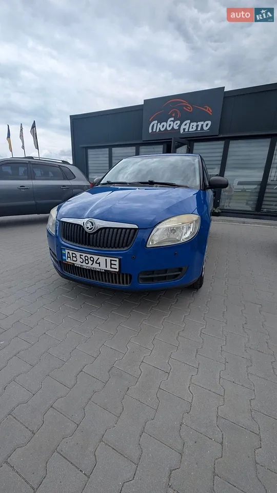 2010 Skoda Fabia - мініатюра 10