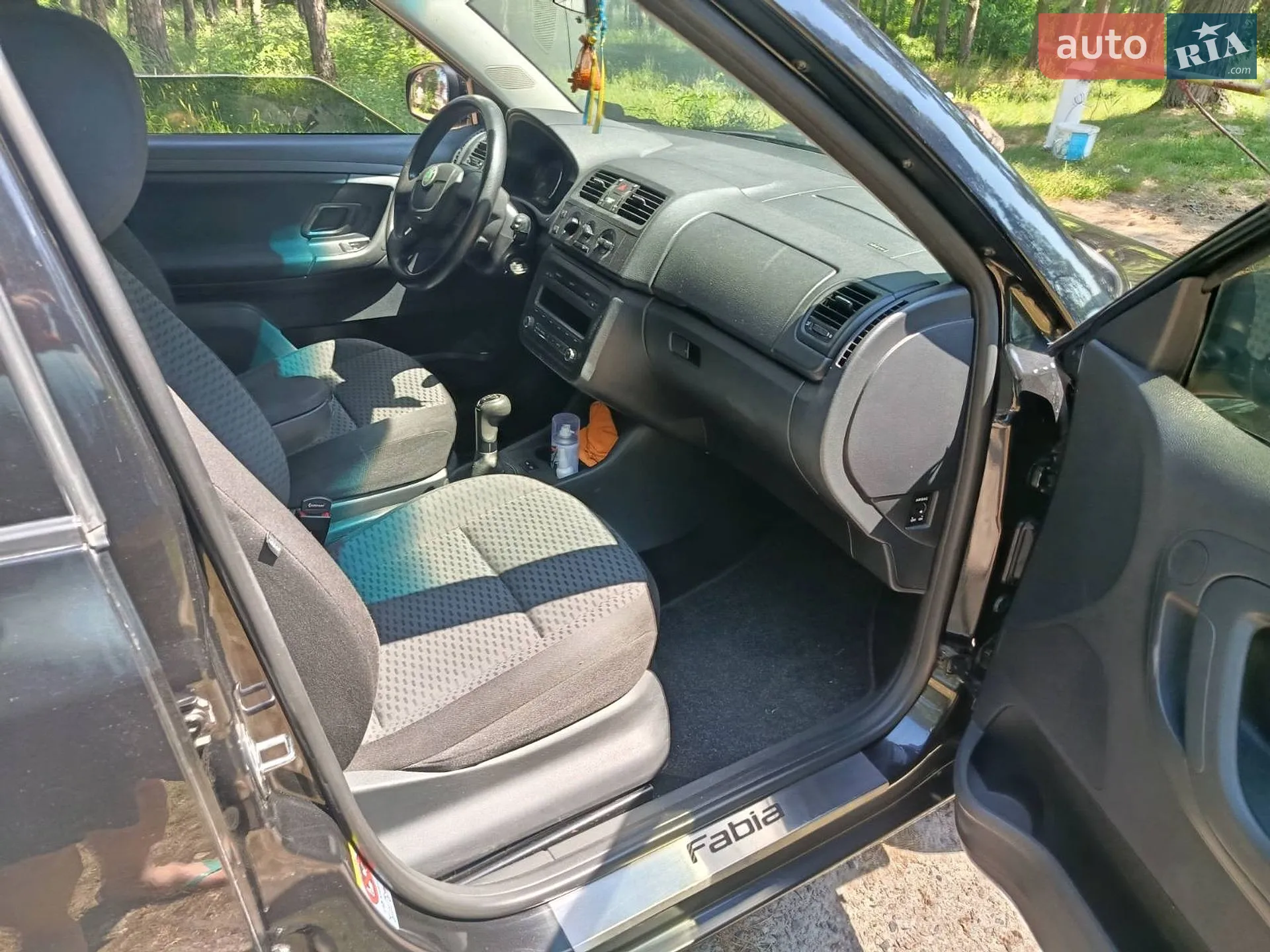 2011 Skoda Fabia - мініатюра 11