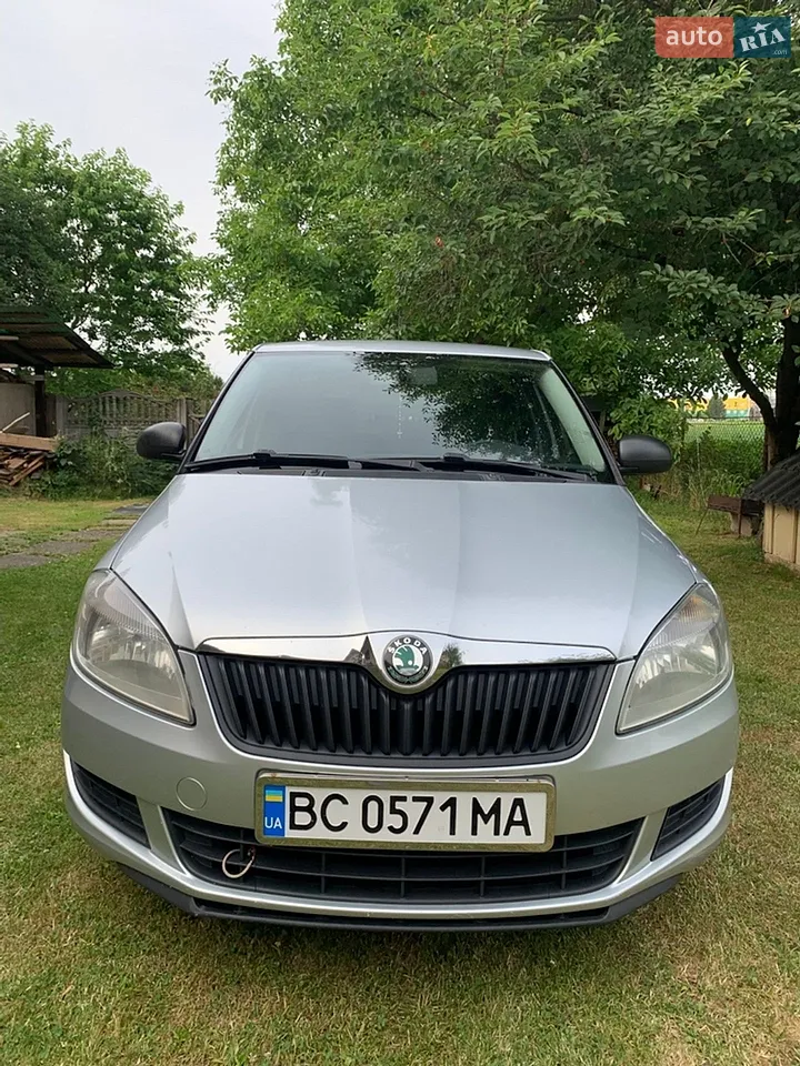 2011 Skoda Fabia - мініатюра 23