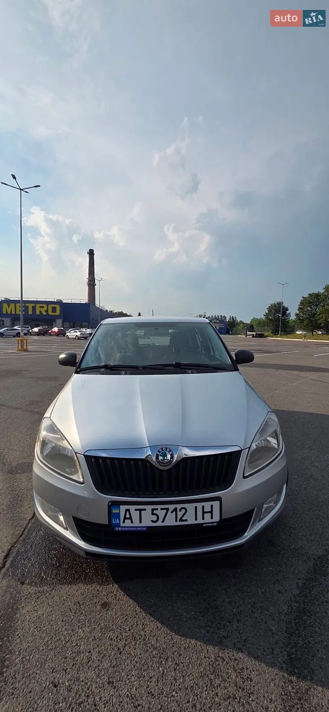 2012 Skoda Fabia - мініатюра 3
