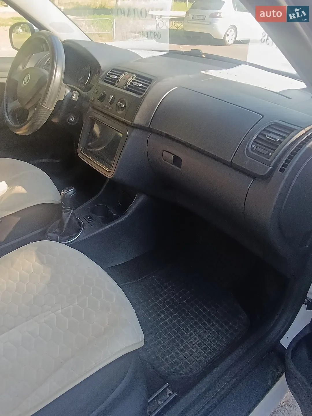 2013 Skoda Fabia - мініатюра 11