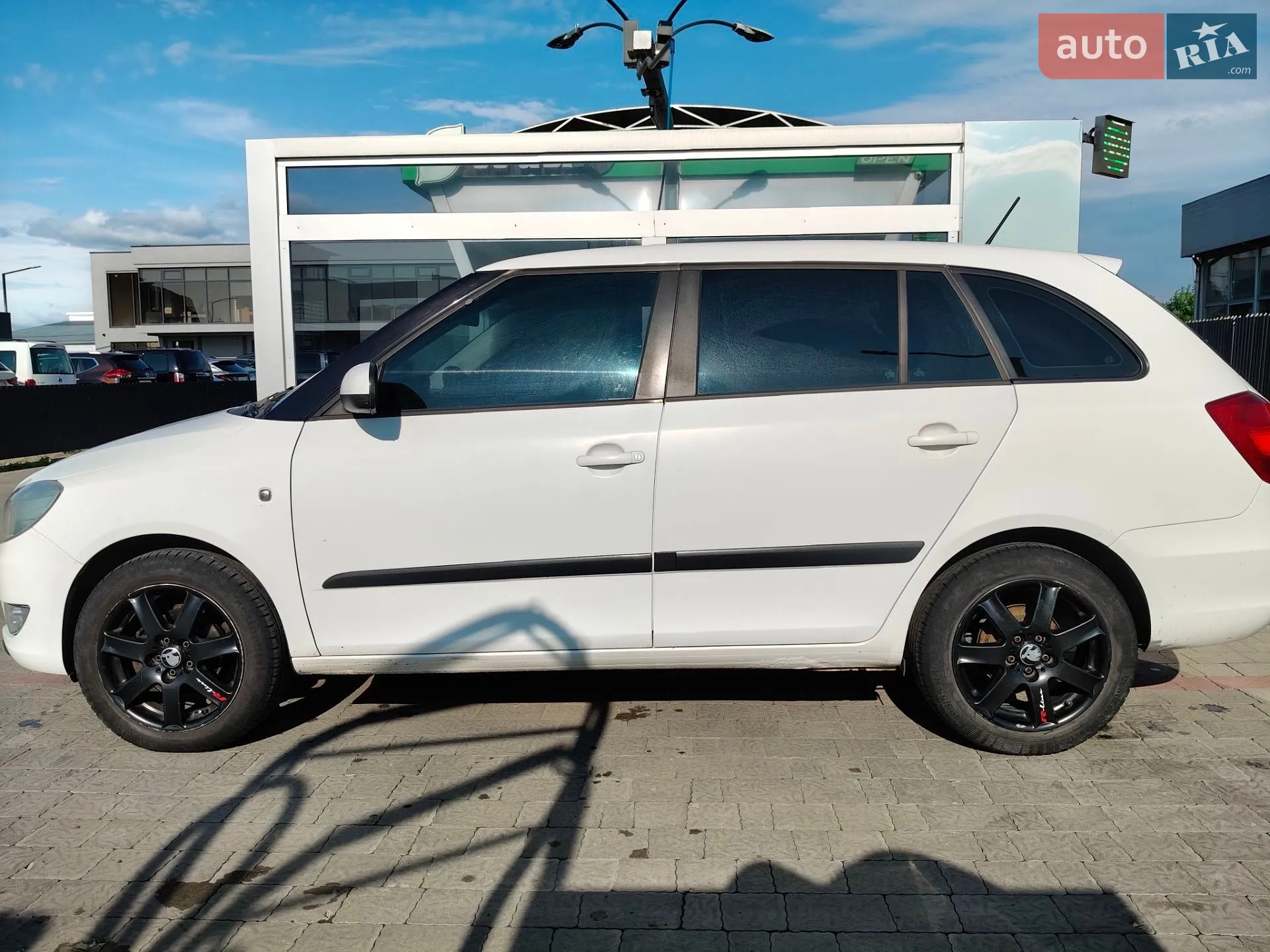 2012 Skoda Fabia - мініатюра 6