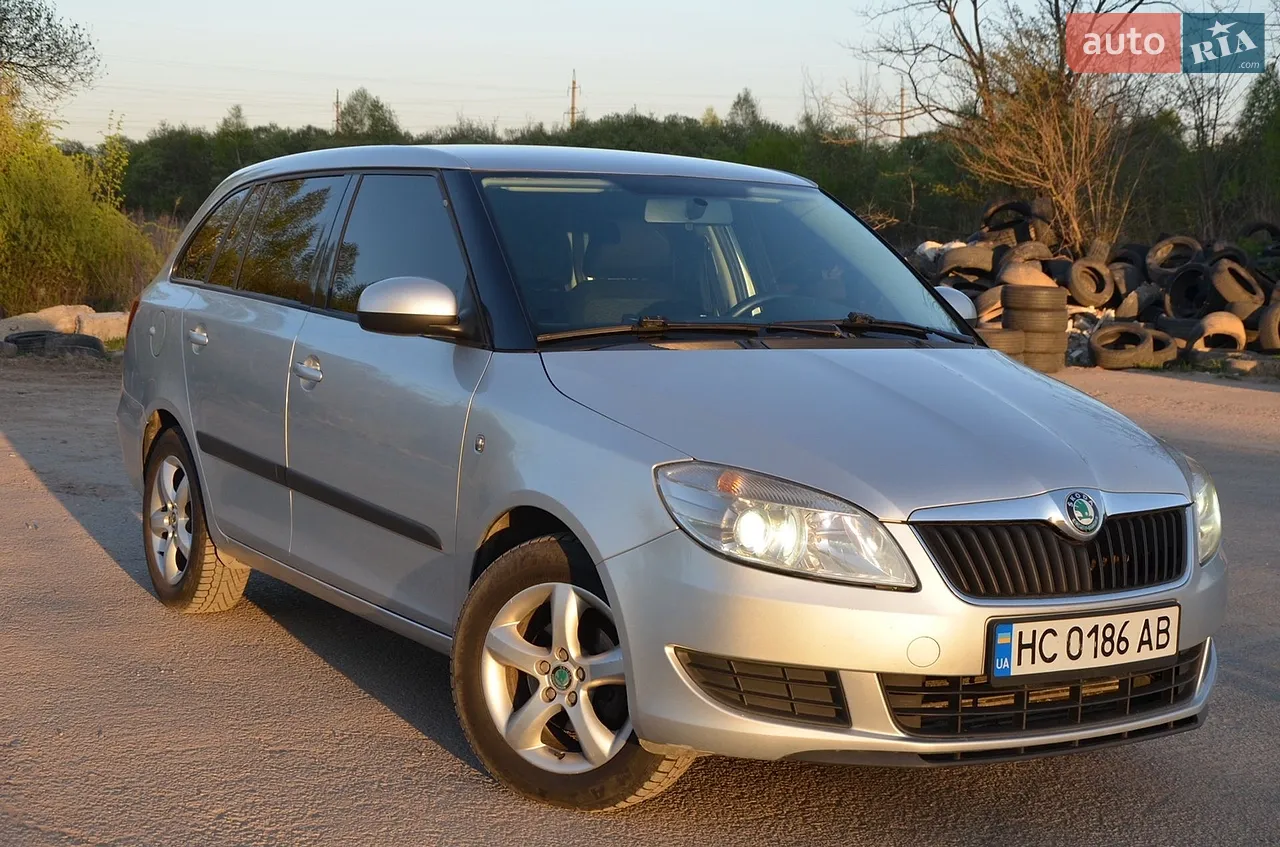 2010 Skoda Fabia - мініатюра 16