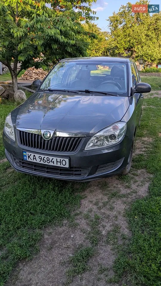 2011 Skoda Fabia - мініатюра 16
