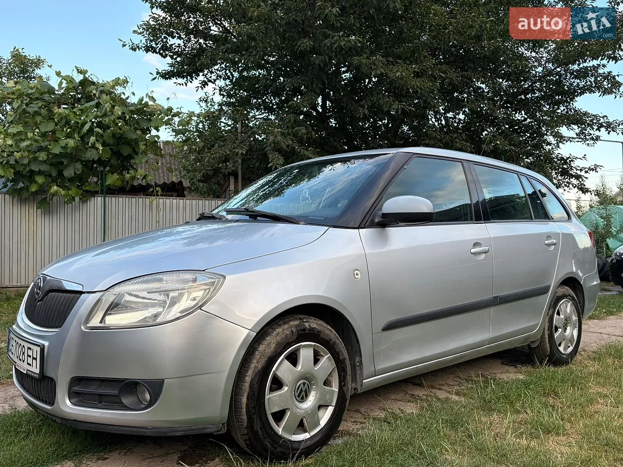 2010 Skoda Fabia - мініатюра 30