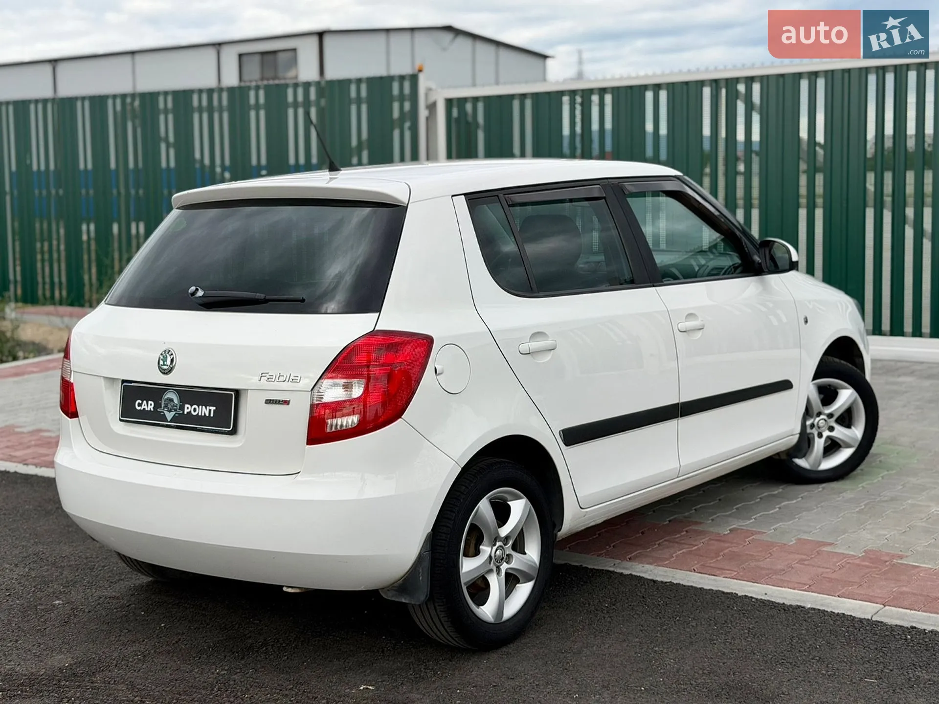 2012 Skoda Fabia - мініатюра 12