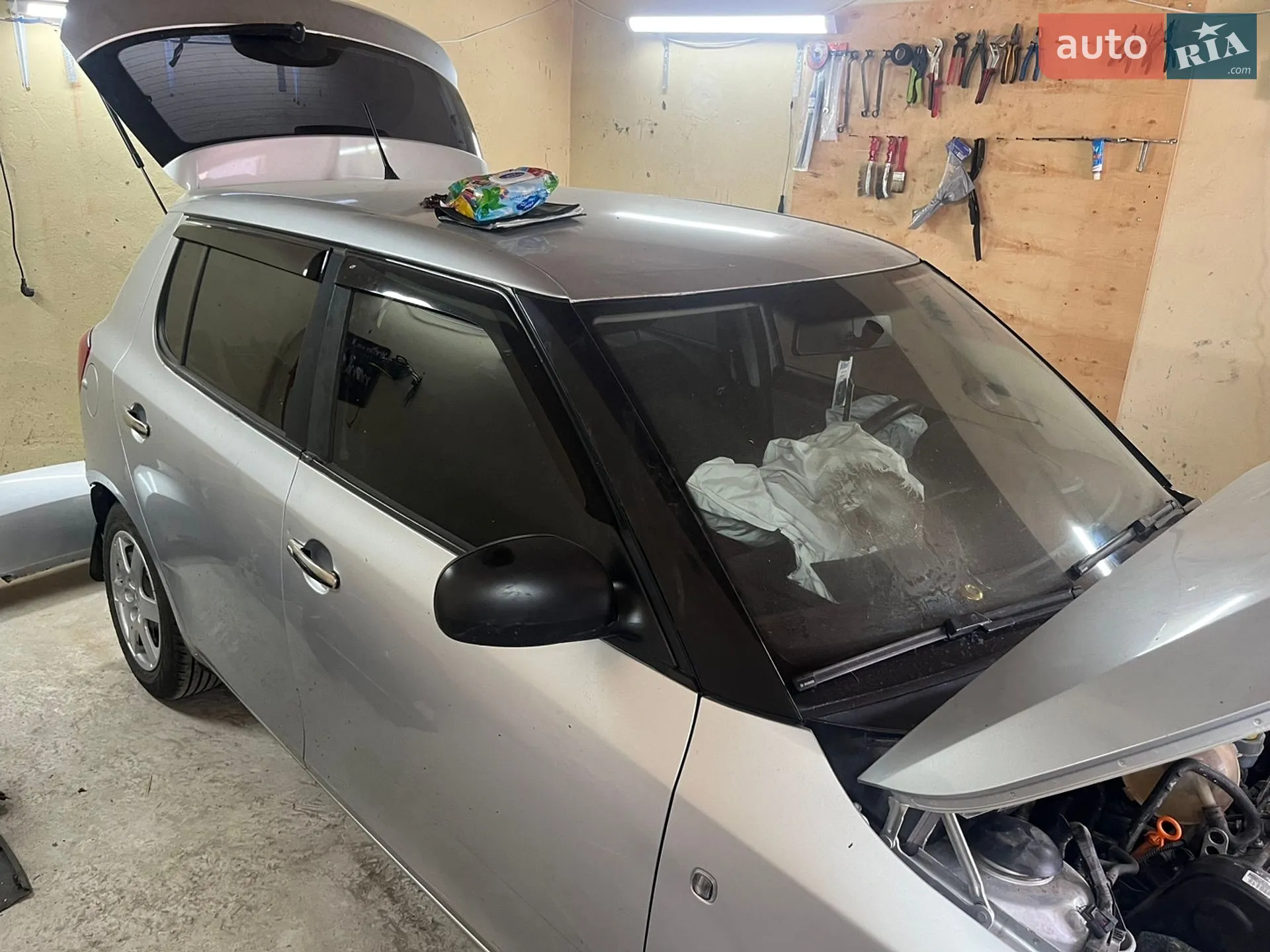 2012 Skoda Fabia - мініатюра 2