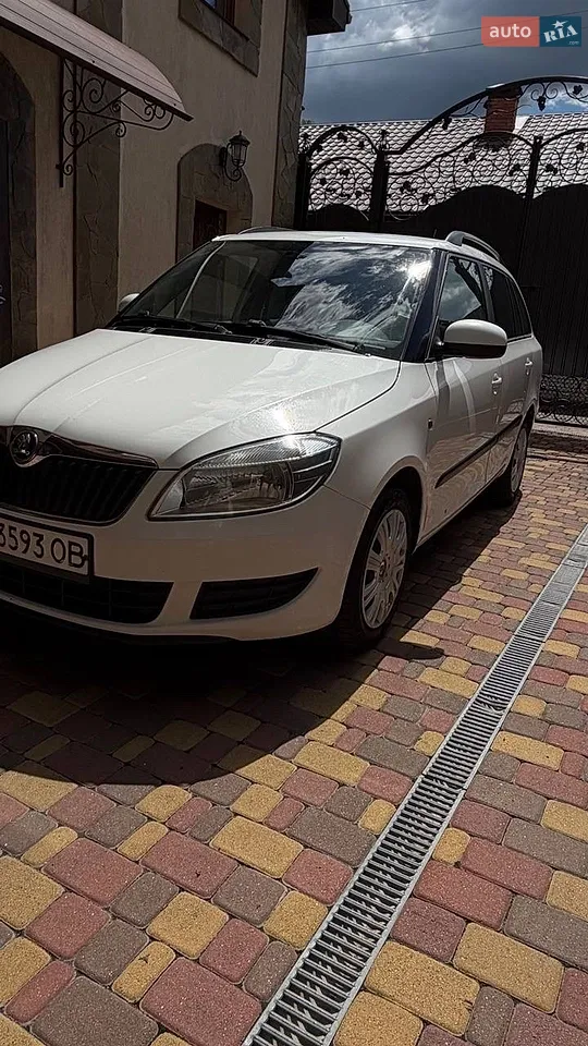 2014 Skoda Fabia - мініатюра 31
