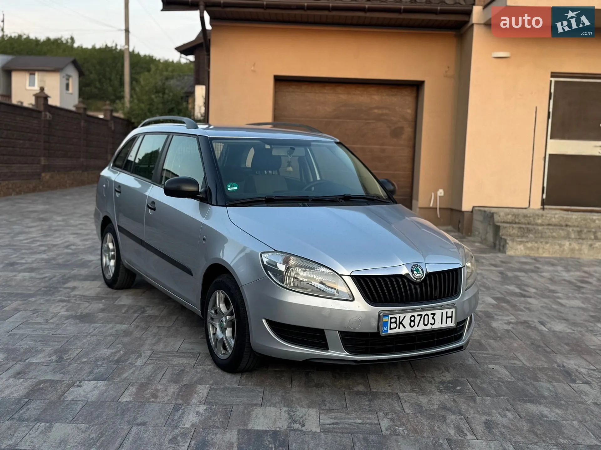 2010 Skoda Fabia - мініатюра 13