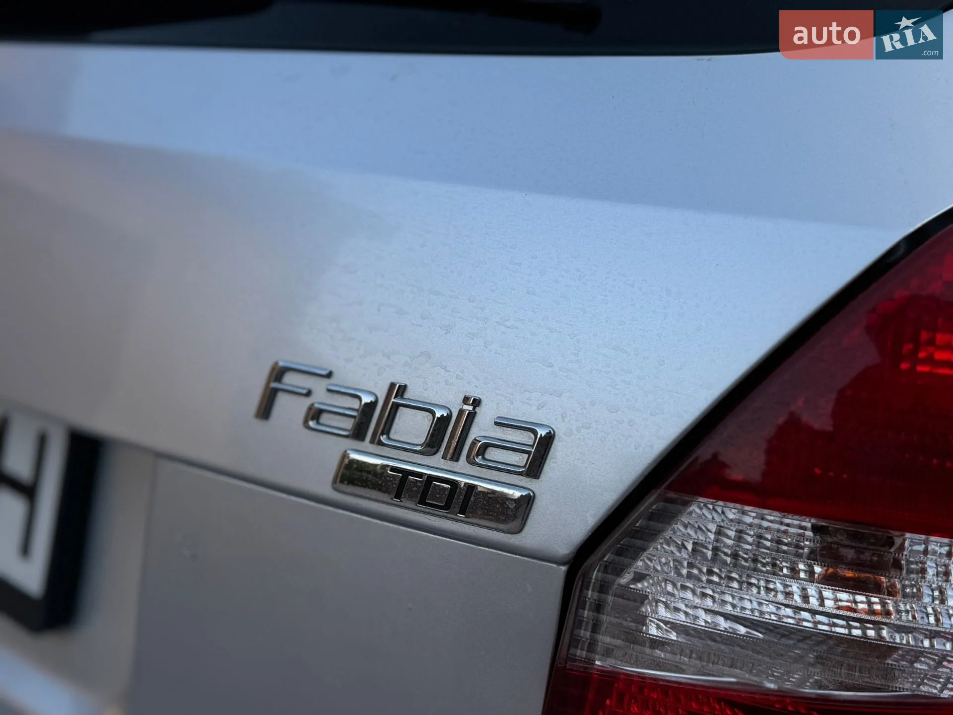 2010 Skoda Fabia - мініатюра 20
