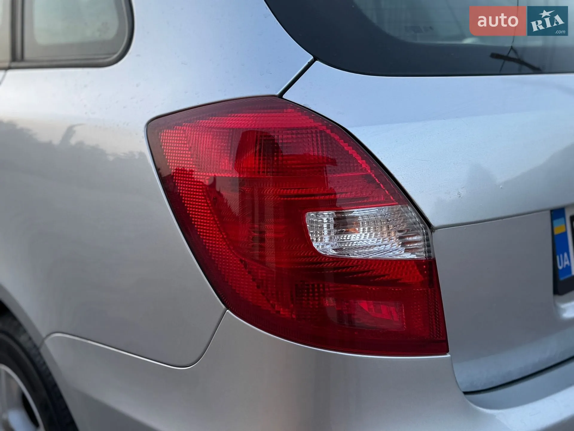 2010 Skoda Fabia - мініатюра 21