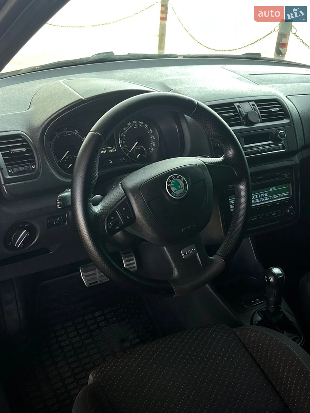 2010 Skoda Fabia - мініатюра 18