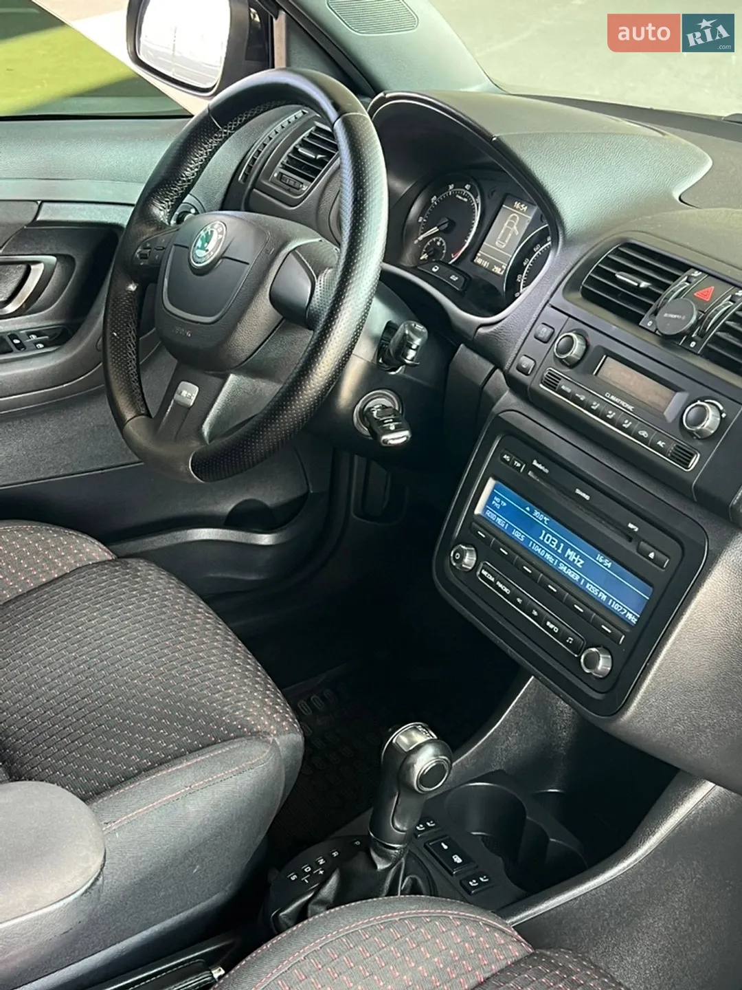2010 Skoda Fabia - мініатюра 20