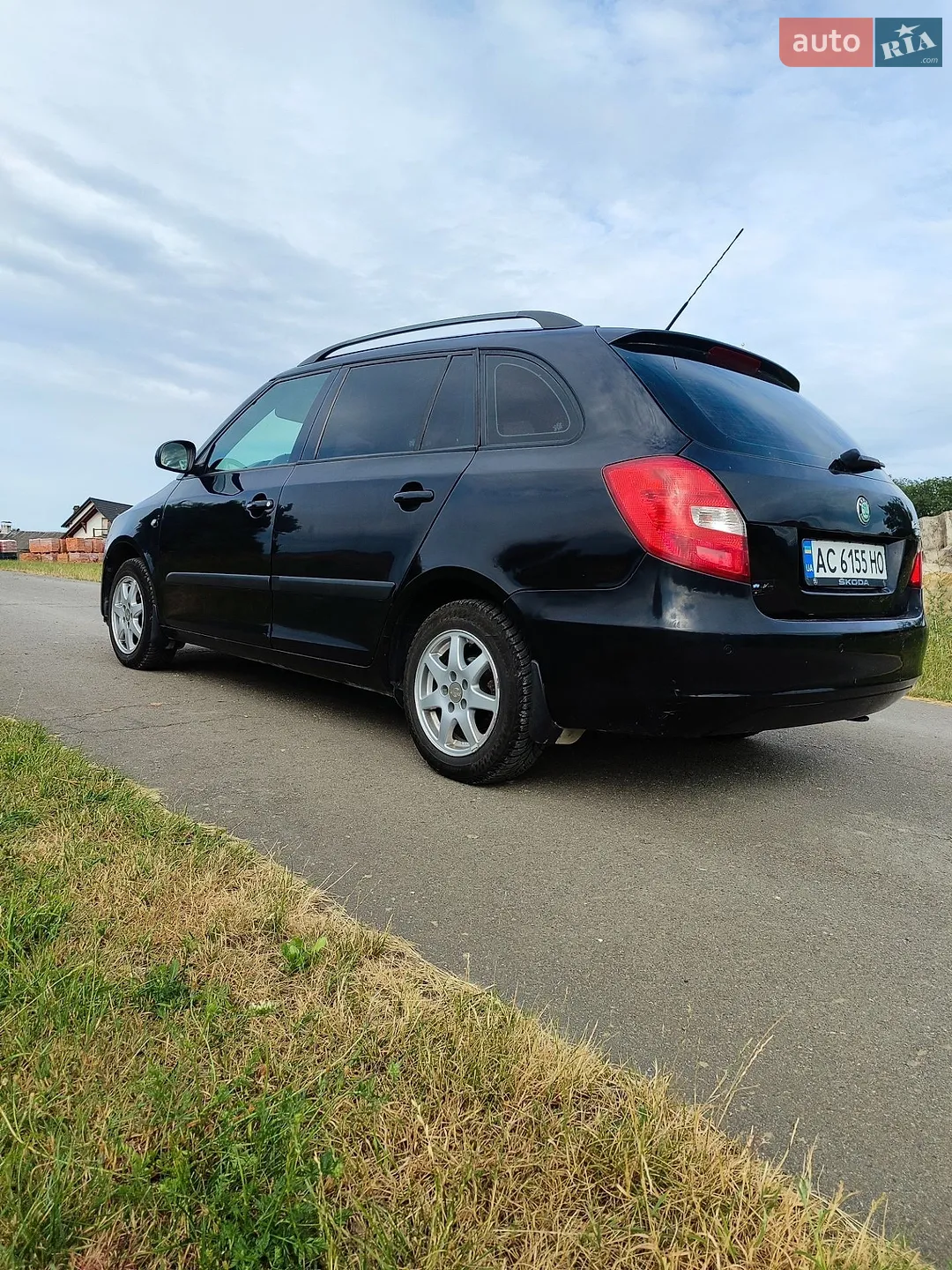 2010 Skoda Fabia - мініатюра 7