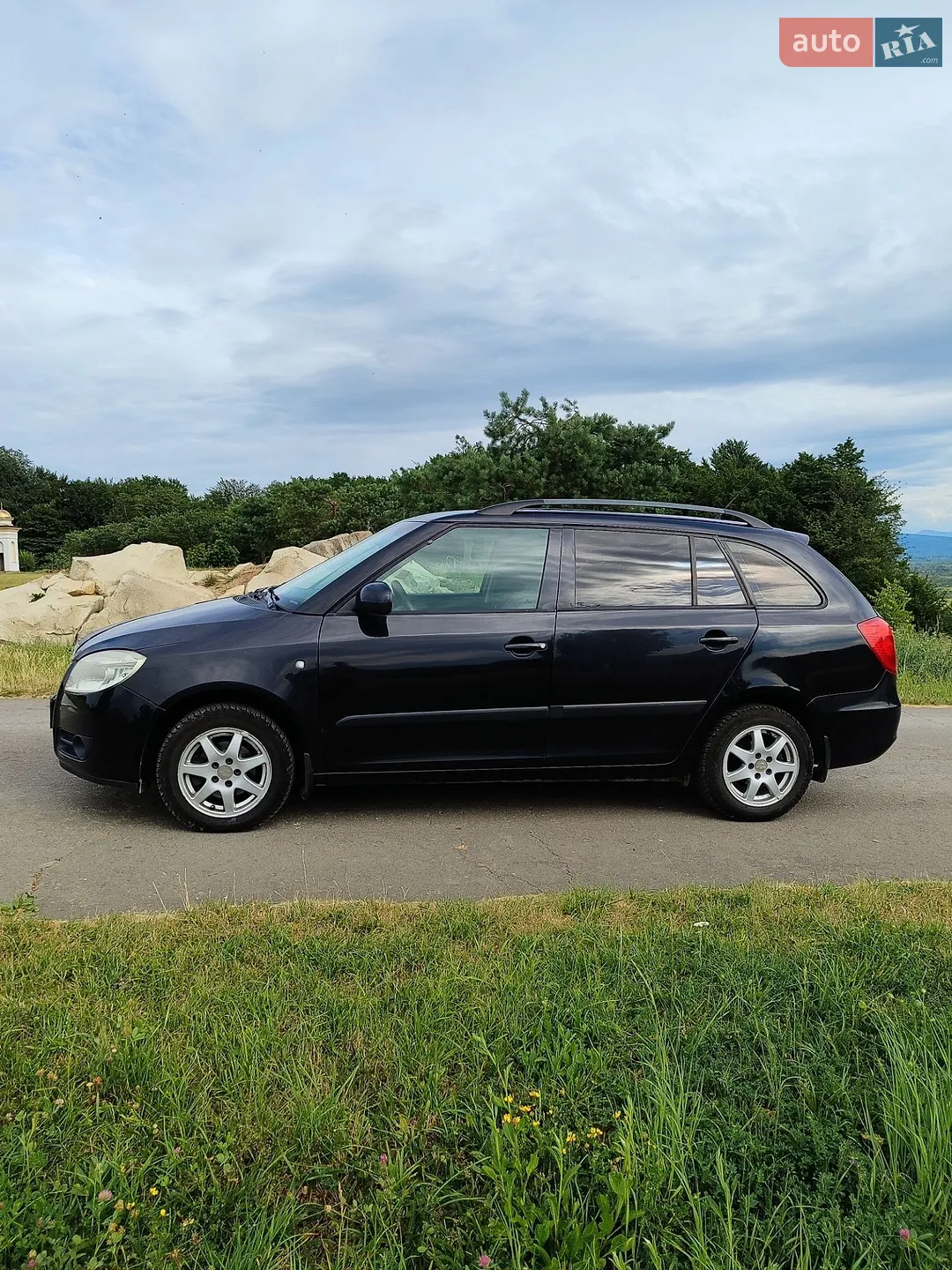 2010 Skoda Fabia - мініатюра 8