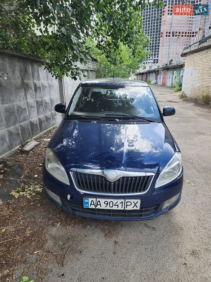 2011 Skoda Fabia - мініатюра 19