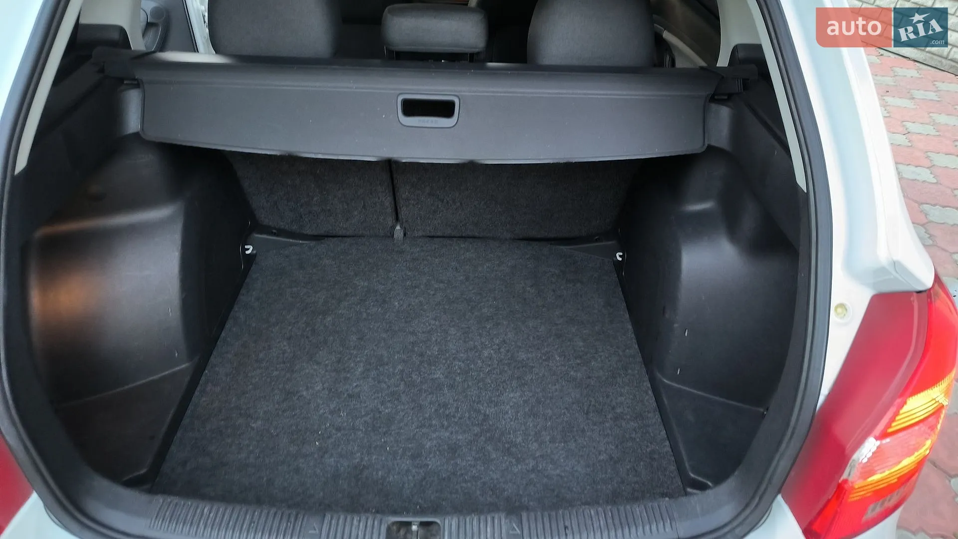 2010 Skoda Fabia - мініатюра 19