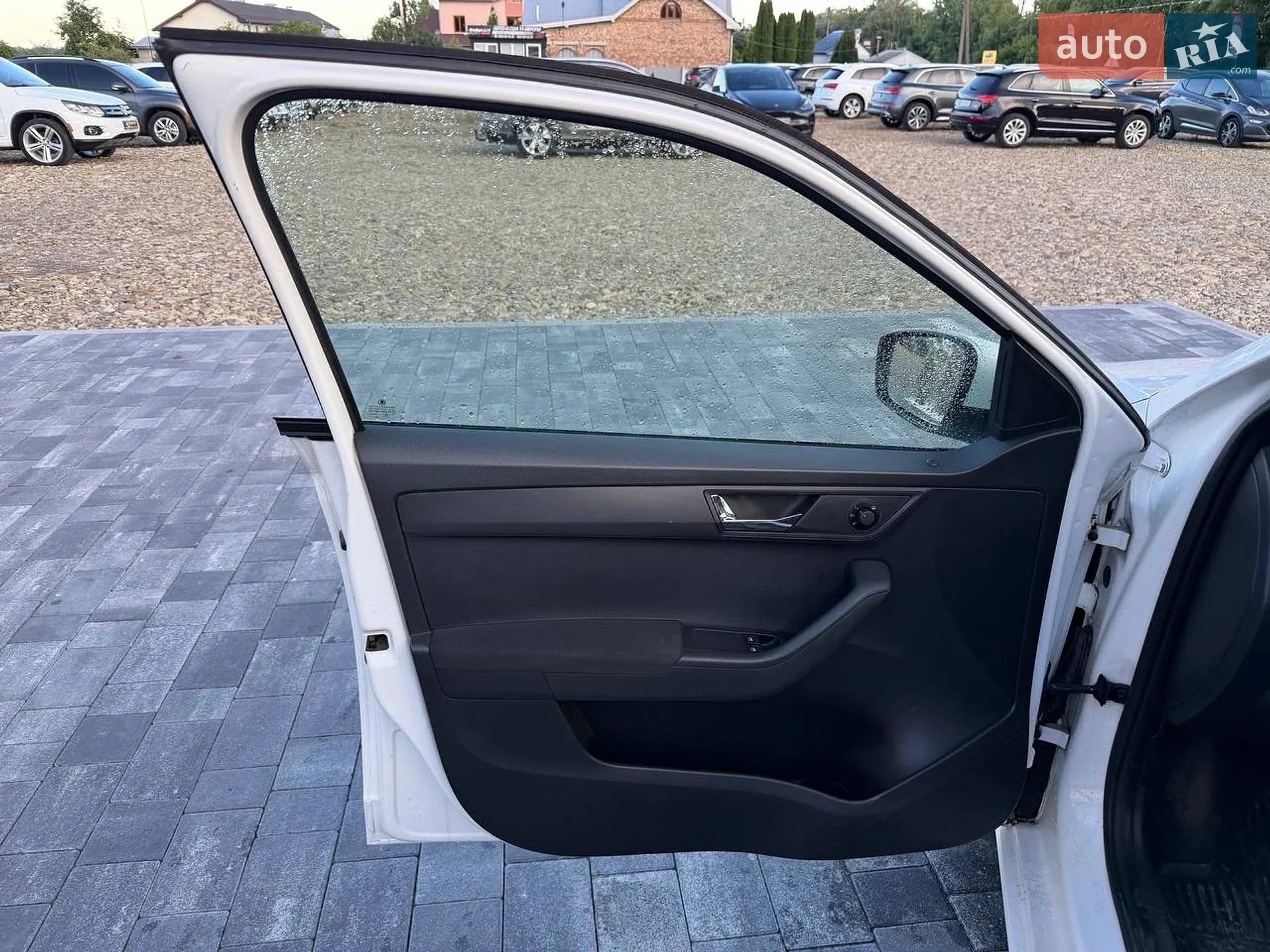 2015 Skoda Fabia - мініатюра 9