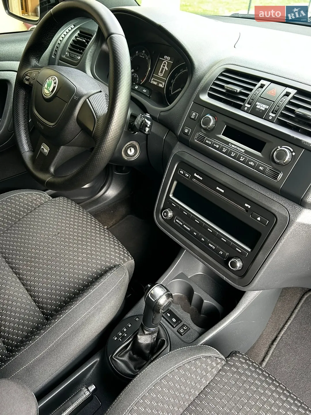 2012 Skoda Fabia - мініатюра 24