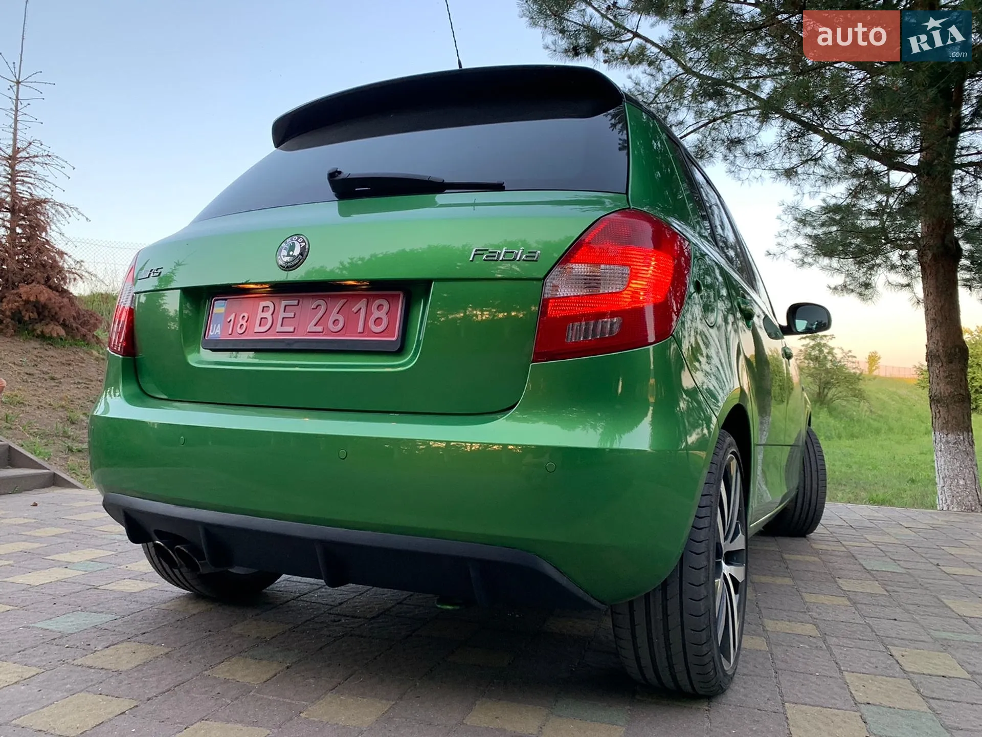 2011 Skoda Fabia - мініатюра 8